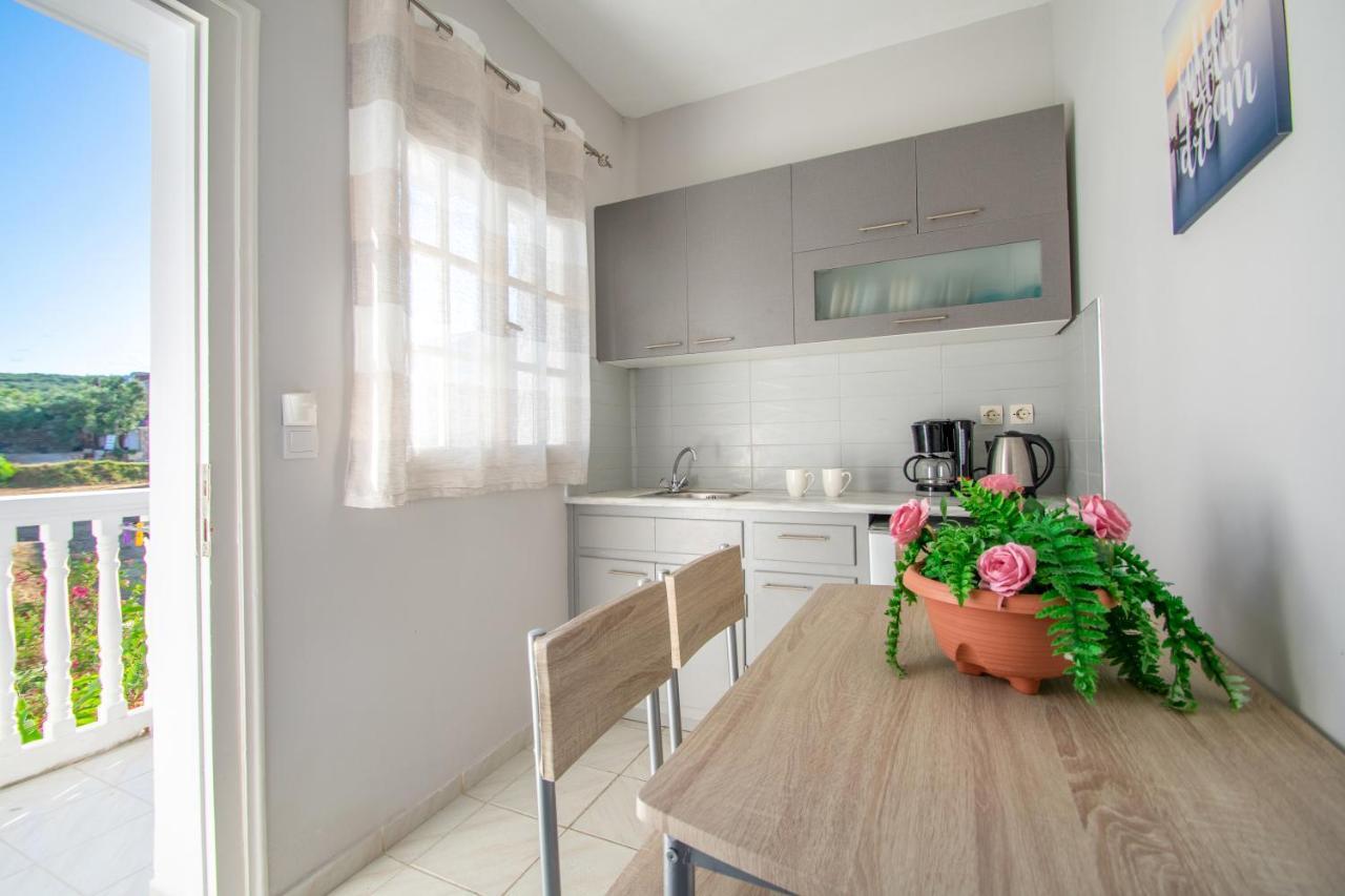 Ferienwohnung Ammoudino Del Mare Exterior foto